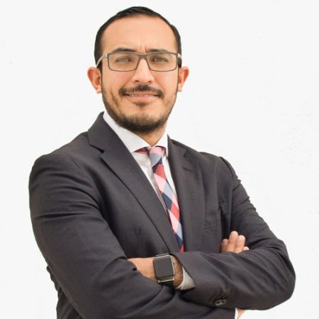 Dr. Luis Almazán